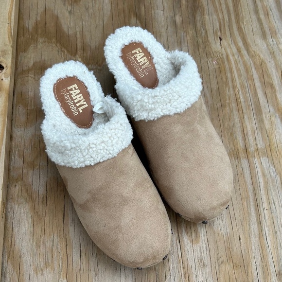 Faryl by FarylRobin Faux Suede Sherpa Clogs Size 9 - Picture 1 of 4